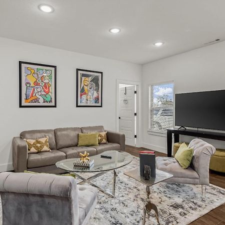 The Warhol - Pet-Friendly Apartment Bentonville Kültér fotó